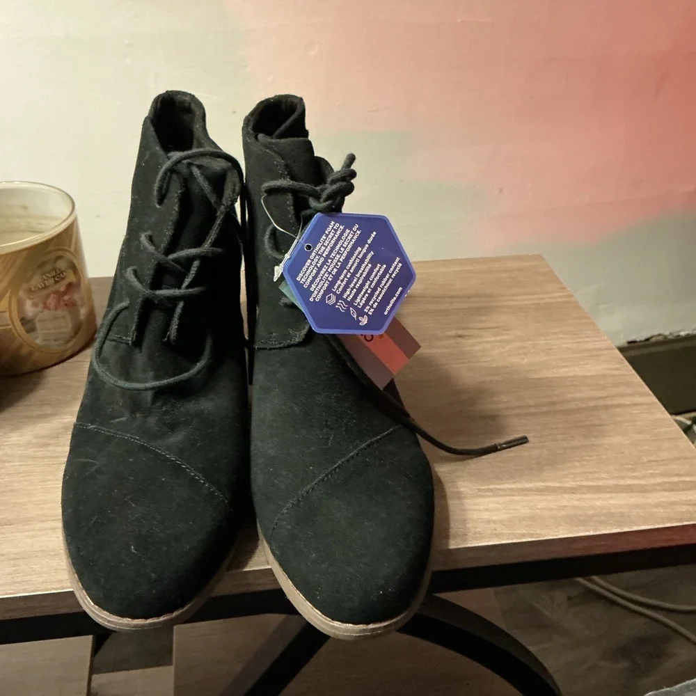 Toms Dark Gray Lace-Up Shoes